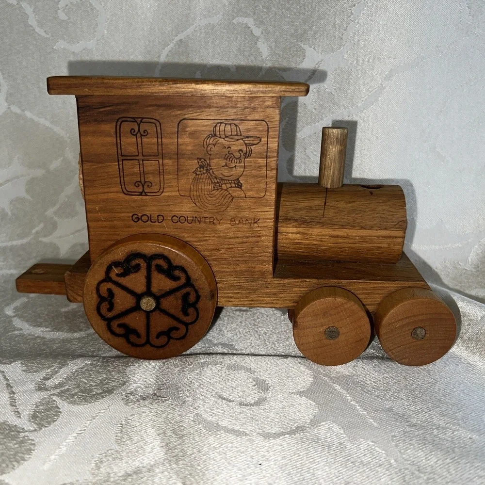 Vintage Wooden Train Engine Gold Country Bank Toystslgic MN 1977